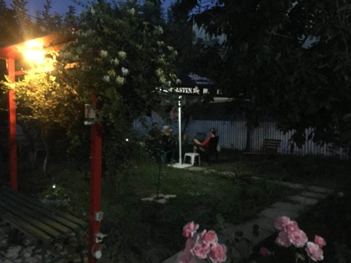 Hotel Casa Cleopatra Două Mai Zewnętrze zdjęcie
