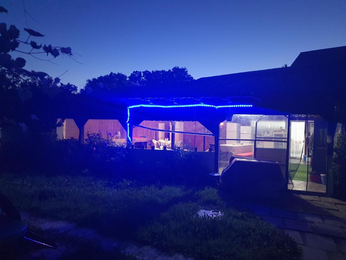 Hotel Casa Cleopatra Două Mai Zewnętrze zdjęcie