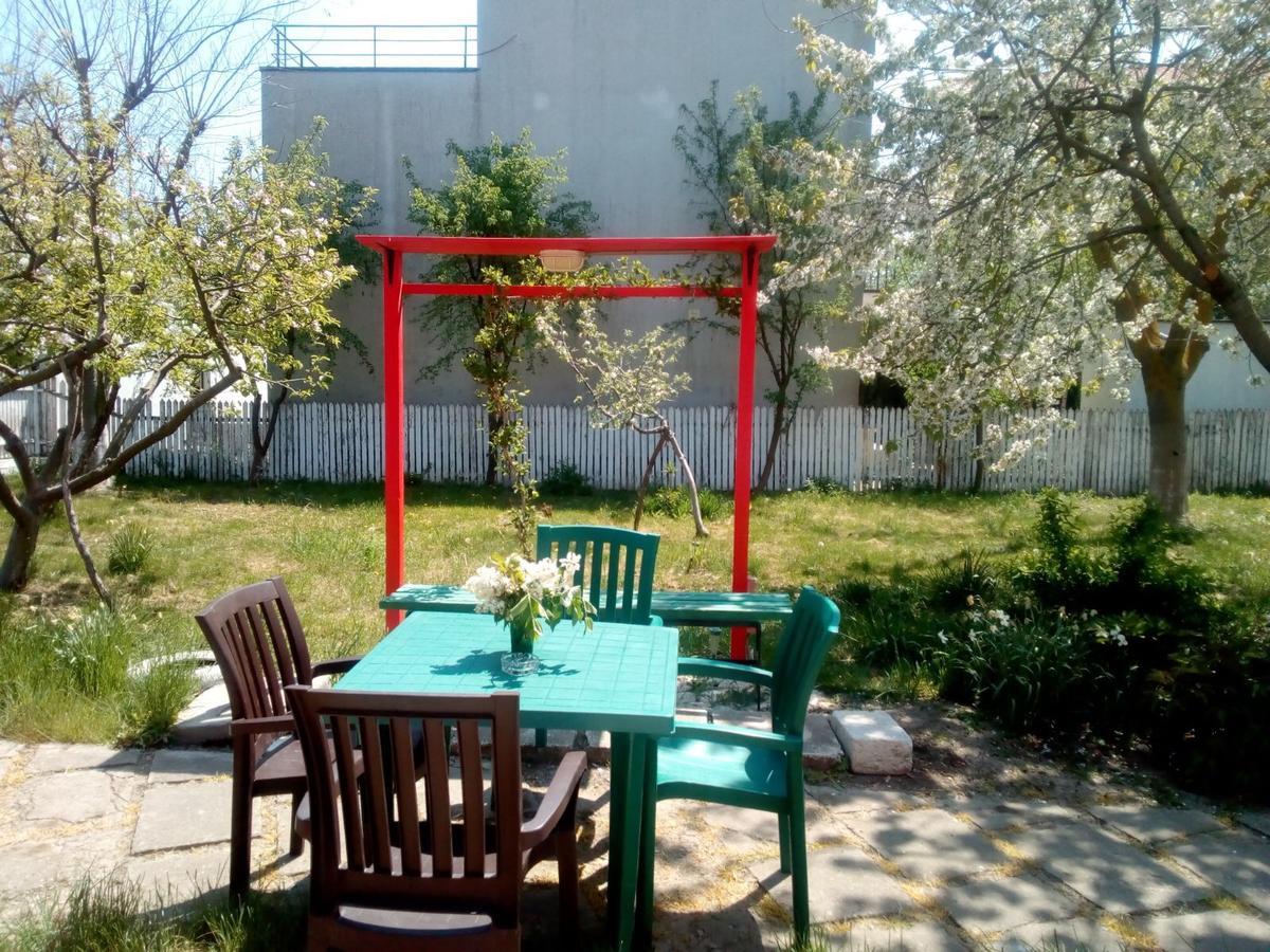 Hotel Casa Cleopatra Două Mai Zewnętrze zdjęcie