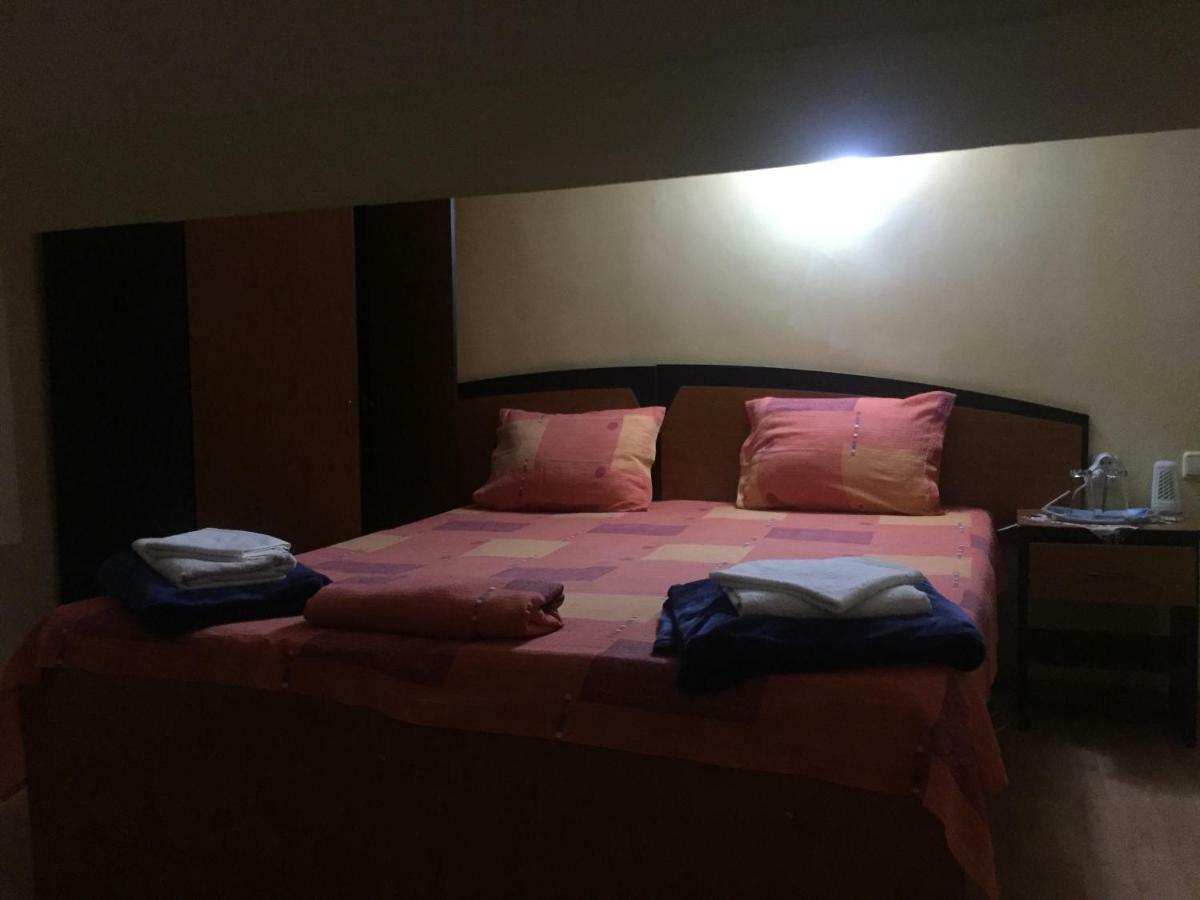 Hotel Casa Cleopatra Două Mai Zewnętrze zdjęcie